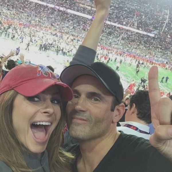 Η Μενούνος έδωσε 1900 δολάρια  για ένα VIP εισιτήριο στο Super Bowl!