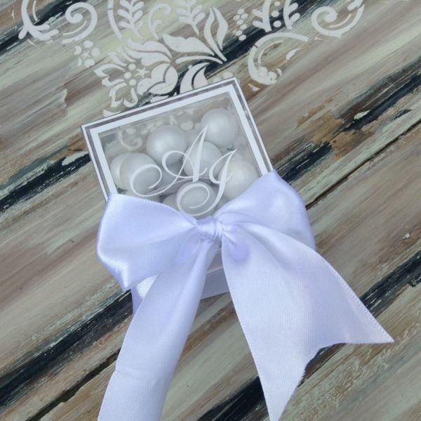 Η Ιωάννα Μπούκη πόσταρε αδημοσίευτες φωτογραφίες από τον γάμο της και τη βάπτιση της κόρης της