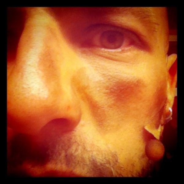 Τι γίνεται στο θέατρο Αθηνά όταν οι «Απελπισμένοι» κάνουν διάλειμμα