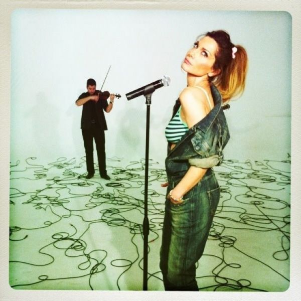 Οι πρώτες φωτογραφίες από το νέο video clip της Βανδή (photos)