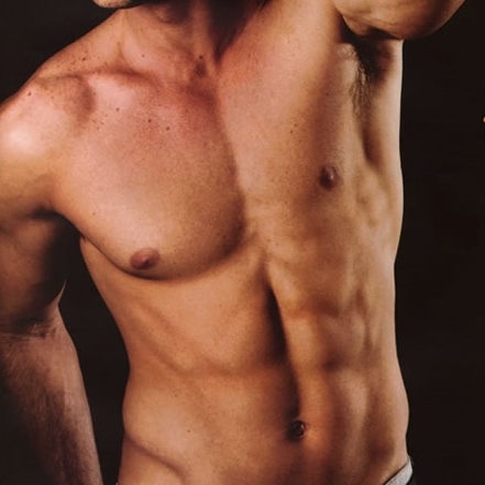 Τίνος είναι αυτό το κορμί..πατριώτη;;;