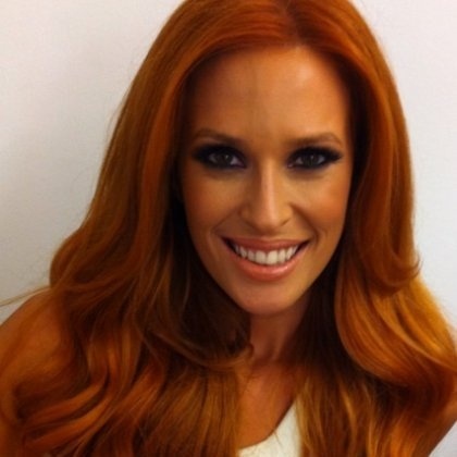 Ποια γνωστή παρουσιάστρια απολαμβάνει αυτό τον γευστικό πειρασμό;