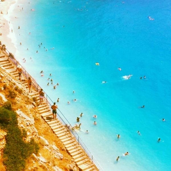 Οι βουτιές γνωστής Ελληνίδας παρουσιάστριας!