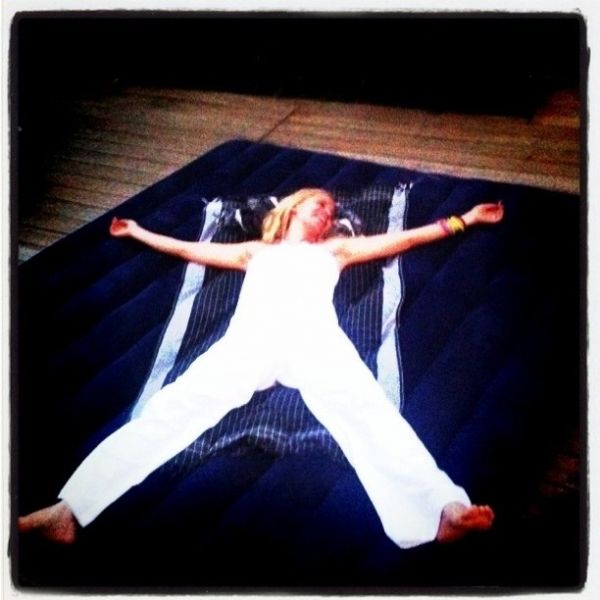 Οι βουτιές γνωστής Ελληνίδας παρουσιάστριας!