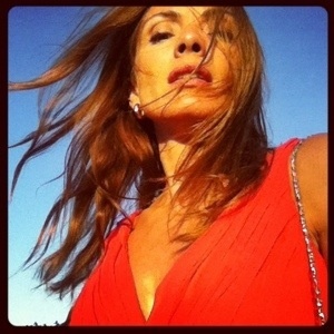 Αλεξάνδρα Πασχαλίδου: Νέες φωτογραφίες από τις διακοπές της στη Σαντορίνη!