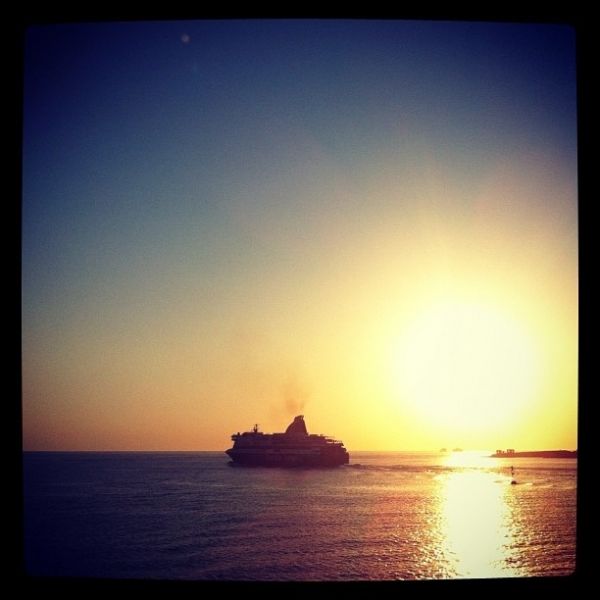 Μελίνα Ασλανίδου- Sunny Μπαλτζή: Φωτογραφίες από τις διακοπές τους στην Πάρο