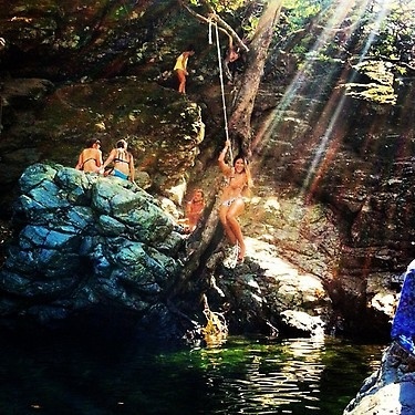 Ποια γνωστή Ελληνίδα κάνει τον Ταρζάν;