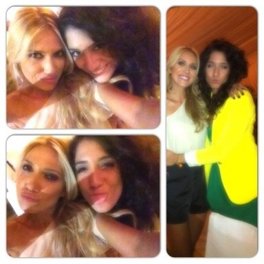 Η Παπαβασιλείου ποζάρει με την... αδερφή της! 