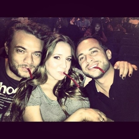 Δείτε την εγκυμονούσα Καλομοίρα με τον σύζυγό της στον κινηματογράφο!