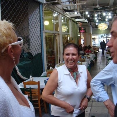 Ζωή Λάσκαρη: Στιγμιότυπα από την έξοδό της στην Θεσσαλονίκη! 