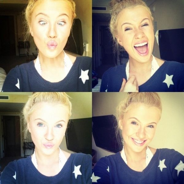 Έχει πάρει την ομορφιά της από τη μητέρα της. Την αναγνωρίζετε;