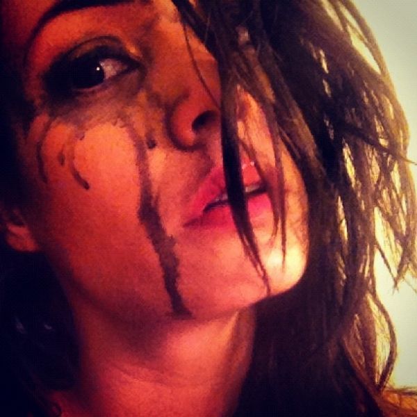 Γιατί η Μαρία Κορινθίου έχει βαλαντώσει στο κλάμα; (φωτό)