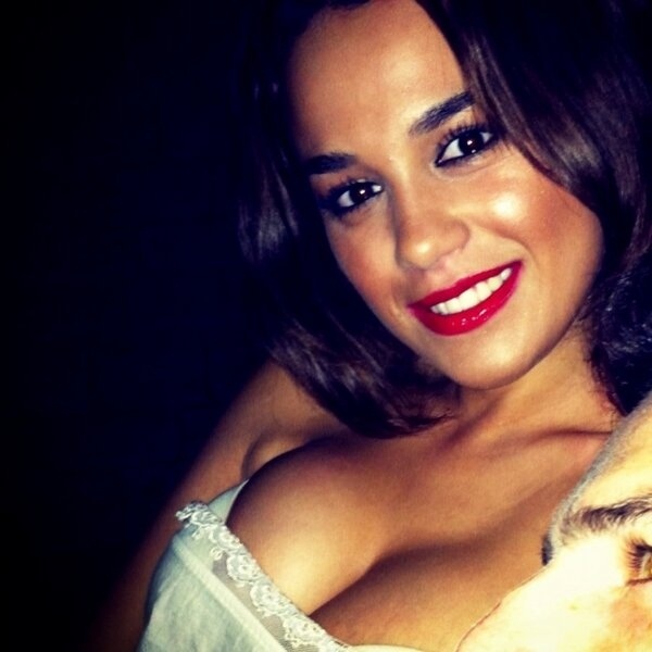 Δείτε την σέξι φωτογραφία που πόσταρε η Πλάκα και «αναστάτωσε» το twitter!