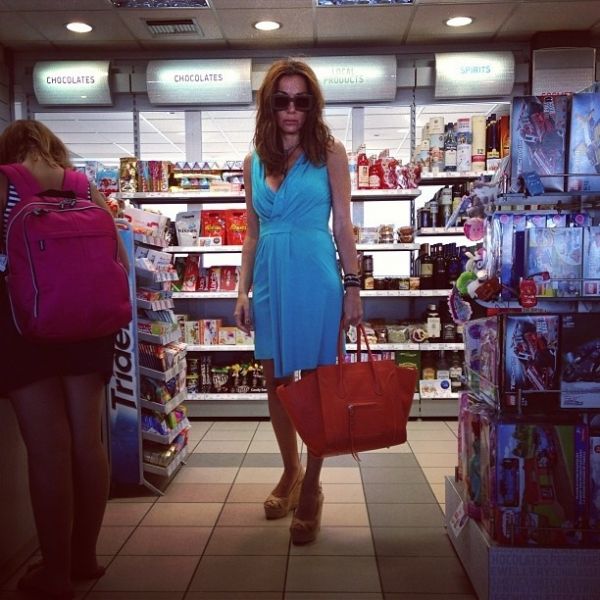 Η Δέσποινα Βανδή κάνει τα ψώνια της!