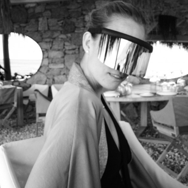 Βίκυ Καγιά: Οι σόλο διακοπές της στη Μύκονο συνεχίζονται! Δείτε την πιο σέξι από ποτέ (φωτό)