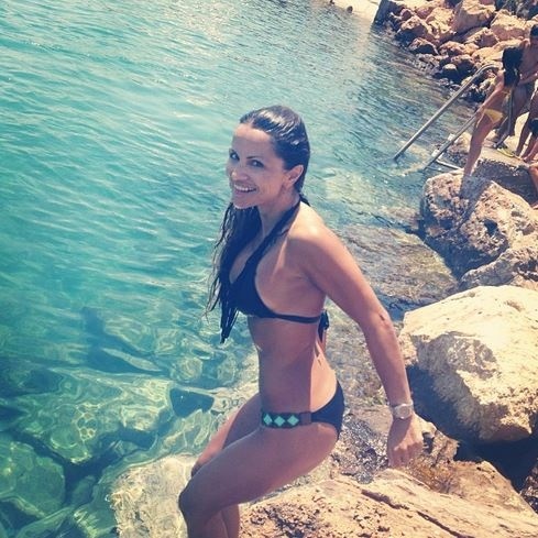 Η Σόφη δροσίζεται και εμείς… «καιγόμαστε»