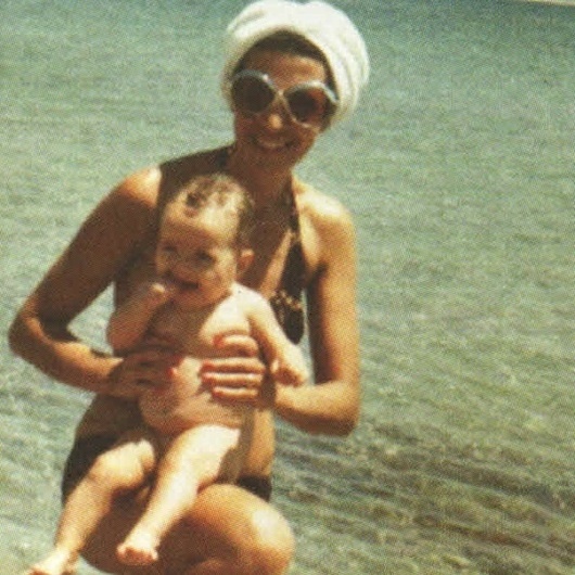 Τα παιδικά χρόνια της Μαρίας Μπεκατώρου