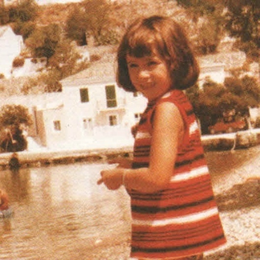 Τα παιδικά χρόνια της Μαρίας Μπεκατώρου