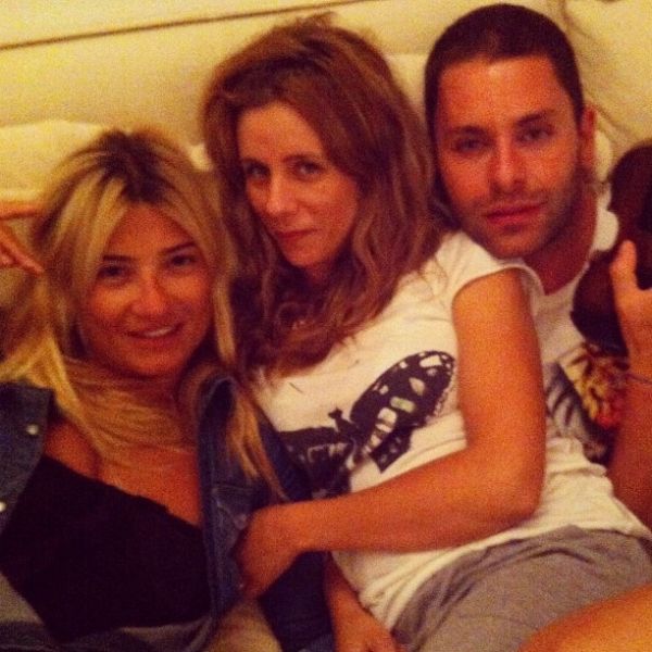 Η Φαίη Σκορδά δίχως ίχνος μακιγιάζ, λίγο πριν επιστρέψει στην Αθήνα!