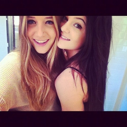 Η Ελληνίδα κολλητή της αδερφής των Kardashian