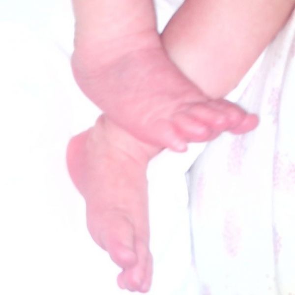 Οι πρώτες φωτογραφίες του μωρού της (φωτό)