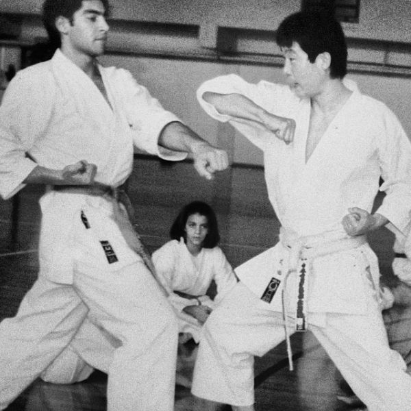 Ποιος είναι ο Έλληνας… Τσάκι Τσαν;