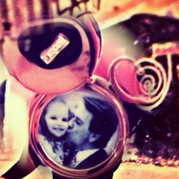 Εριέττα Κούρκουλου: Η τρυφερή φωτογραφία που ανέβασε στο Instagram αγκαλιά με τον πατέρα της