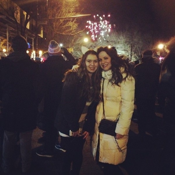 Ελληνίδα celebrity με την κόρη της συνάντησαν τον Ethan Hawke στην παγωμένη Νέα Υόρκη! (φωτογραφίες)