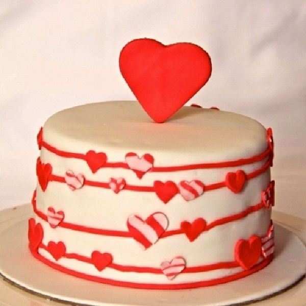 Έτσι γιόρτασαν οι επώνυμοι την ημέρα του Αγίου Βαλεντίνου! (φωτό)