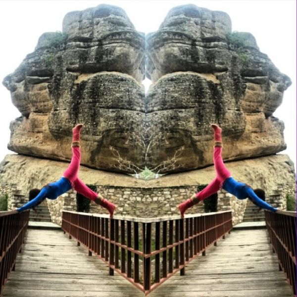 Το λέει η καρδιά της: Έκανε βουτιές στα παγωμένα νερά στους καταρράκτες της Ελάτης η… 