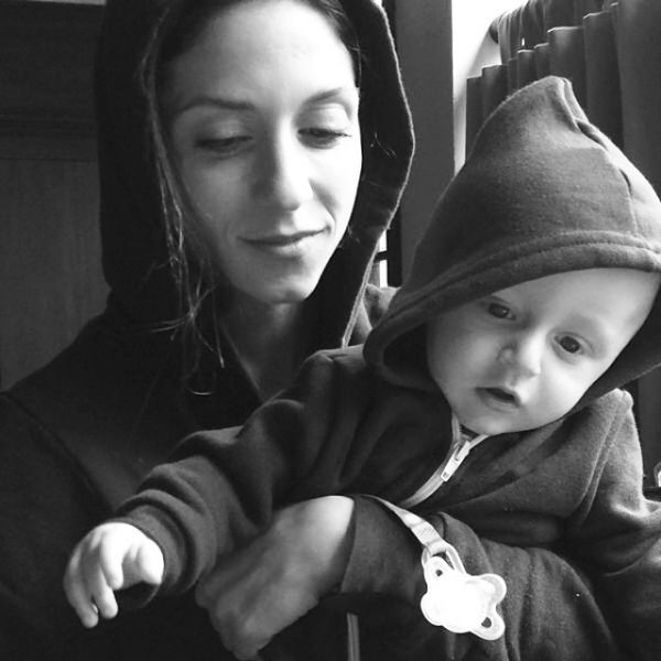 Η selfie φωτογραφία της Σοφίας Καρβέλα με τον γιο της