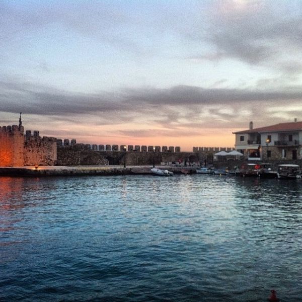 Νάντια Μπουλέ: Πάσχα με τον πατέρα της στην Ναύπακτο