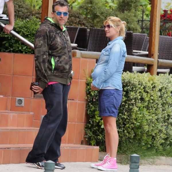 Μια στυλάτη εγκυμονούσα η Φαίη Σκορδά