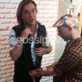 Τρύφωνας Σαμαράς: Δείτε το τρέιλερ της εκπομπής του και backstage φωτογραφίες!