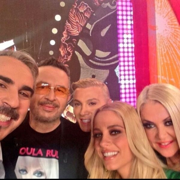 Φωτογραφίες από την εμφάνιση της Ρούλας στο Όλα Τρέλα!