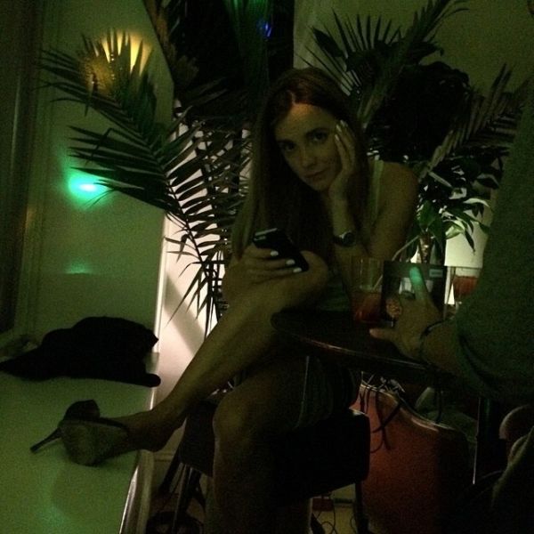 Η Σοφία Καρβέλα διασκεδάζει…