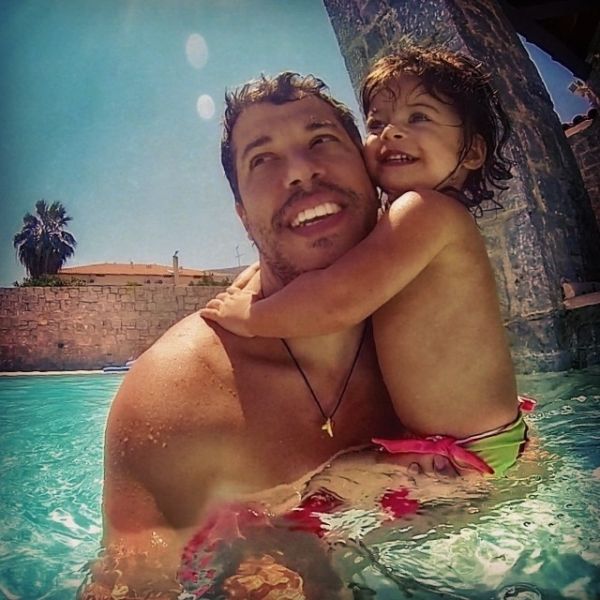 Δείτε την πιο τρυφερή φωτογραφία του Χάρη Βαρθακούρη στο Instagram