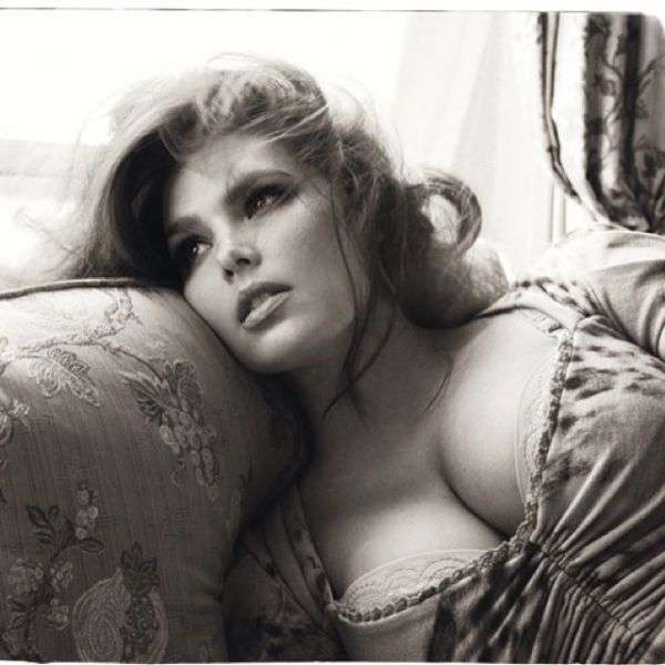 Μοντέλο 90 κιλών στο ημερολόγιο της Pirelli!