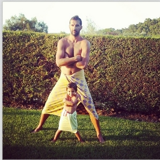 Η Καμηλά μας δείχνει τους άντρες της ζωής της