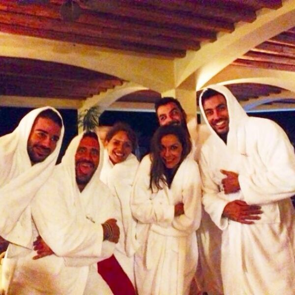 Βανδή-Μαρτάκης: Τι συνέβη και βγήκαν έξω με τα μπουρνούζια τους;