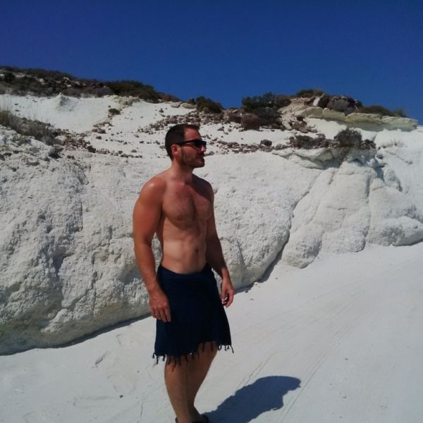 Δούκας Χατζηδούκας: Οι καλοκαιρινές του διακοπές στην Κίμωλο