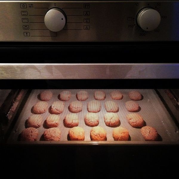 Γύρισε από τις διακοπές της και φτιάχνει κουλουράκια