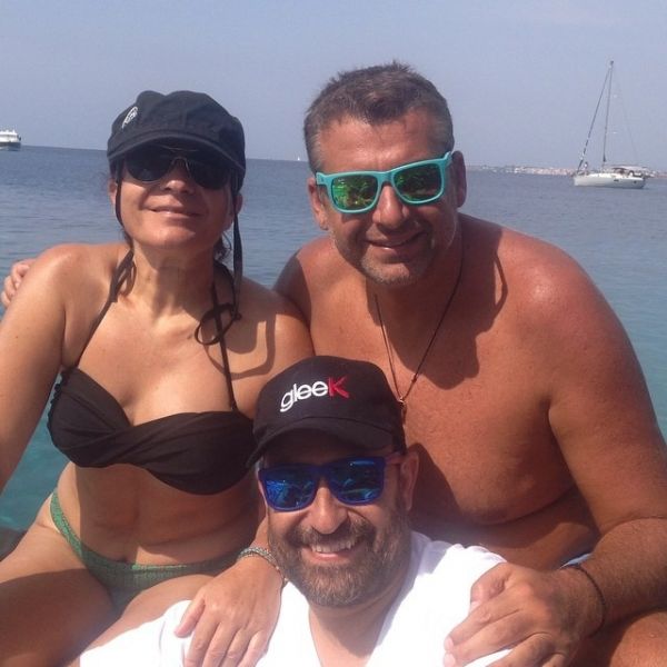 Καπετάν Γιώργος Λιάγκας: Πήρε τους συνεργάτες της εκπομπής του και έφυγε για Αίγινα με φουσκωτό (φωτό)