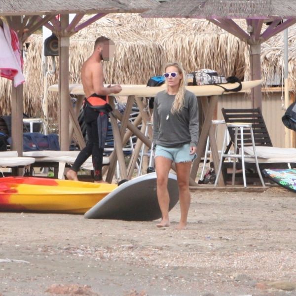 Η Μελέτη συνεχίζει να πηγαίνει στην παραλία και να δαμάζει τα κύματα