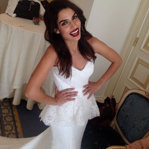 Η Τόνια Σωτηροπούλου ντύθηκε νύφη για να πάει στο…