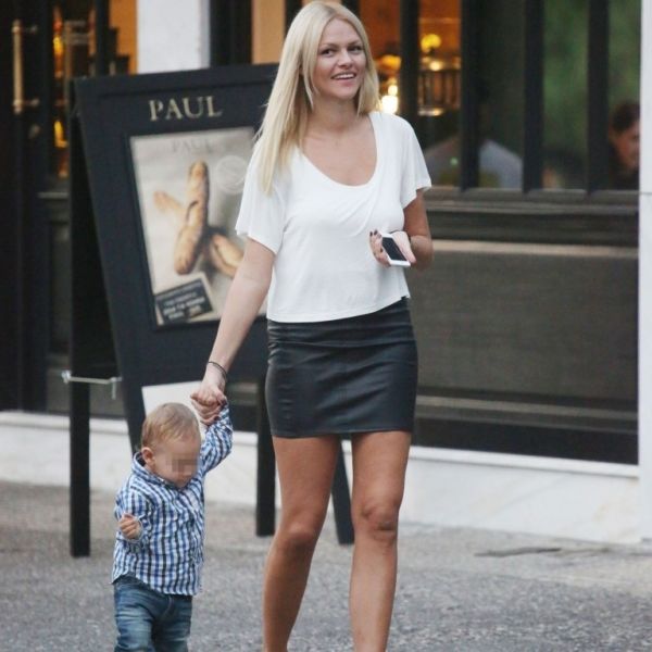 Σέξι μαμά η Νάταλι Θάνου