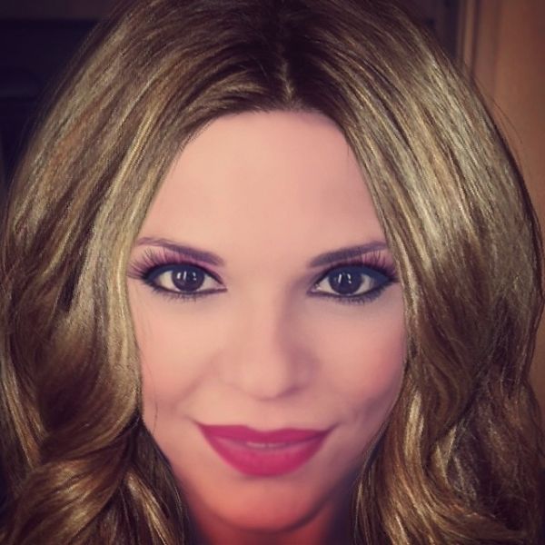 Δείτε την Μαρίνα Ασλάνογλου ξανθιά!