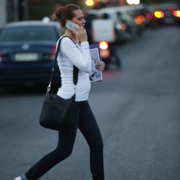 Όλο και φουσκώνει η Υβόννη!