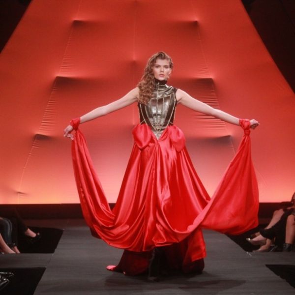 Μόδα που τραβά την προσοχή!