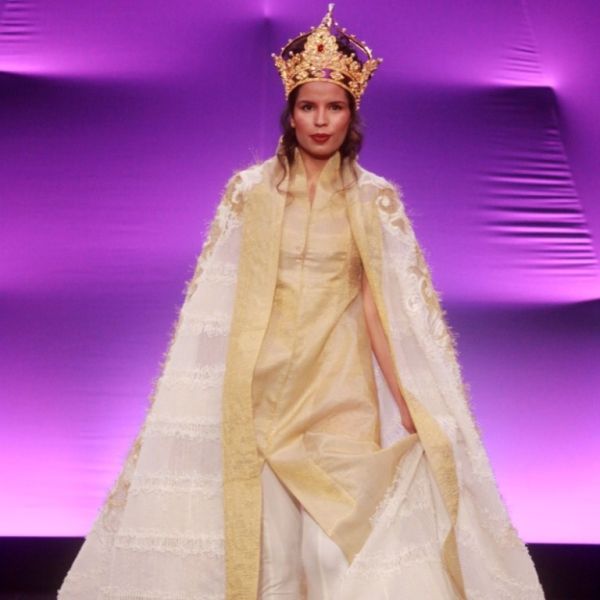 'Βασιλική" επίδειξη